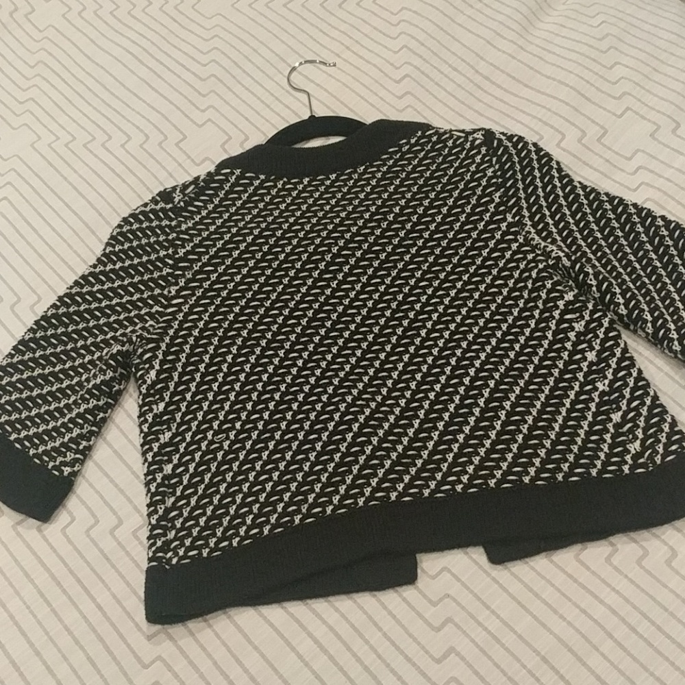 Cardigan - Picture 5 of 5
